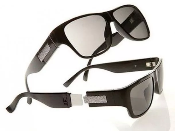 USB-Glasses-640x480-610x457