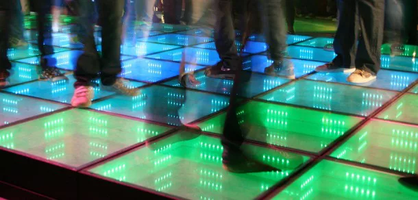 Power-Walking-energy-floor41-610x292